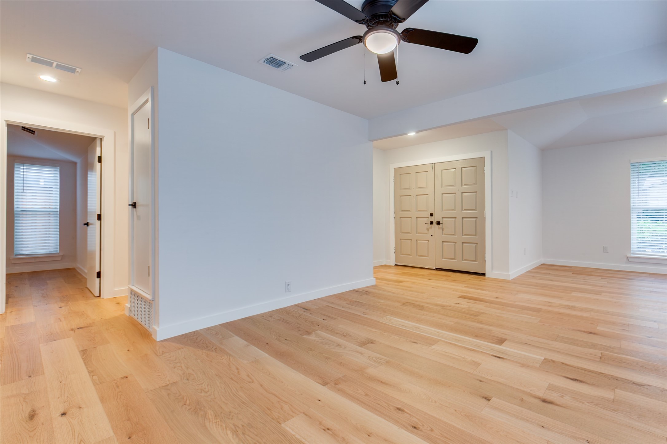 5014 Roundtable Lane Garland TX 75044