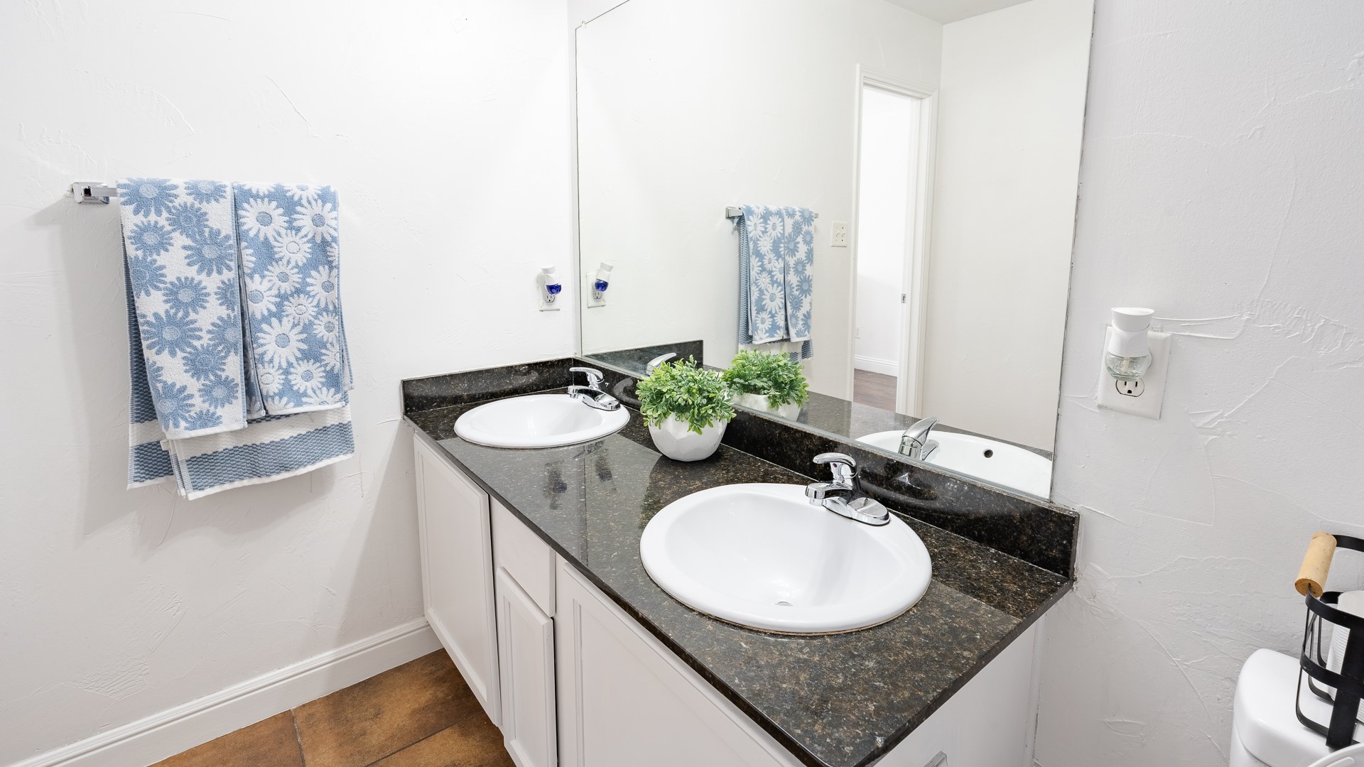 3036 Caballero Circle Dallas TX 75236
