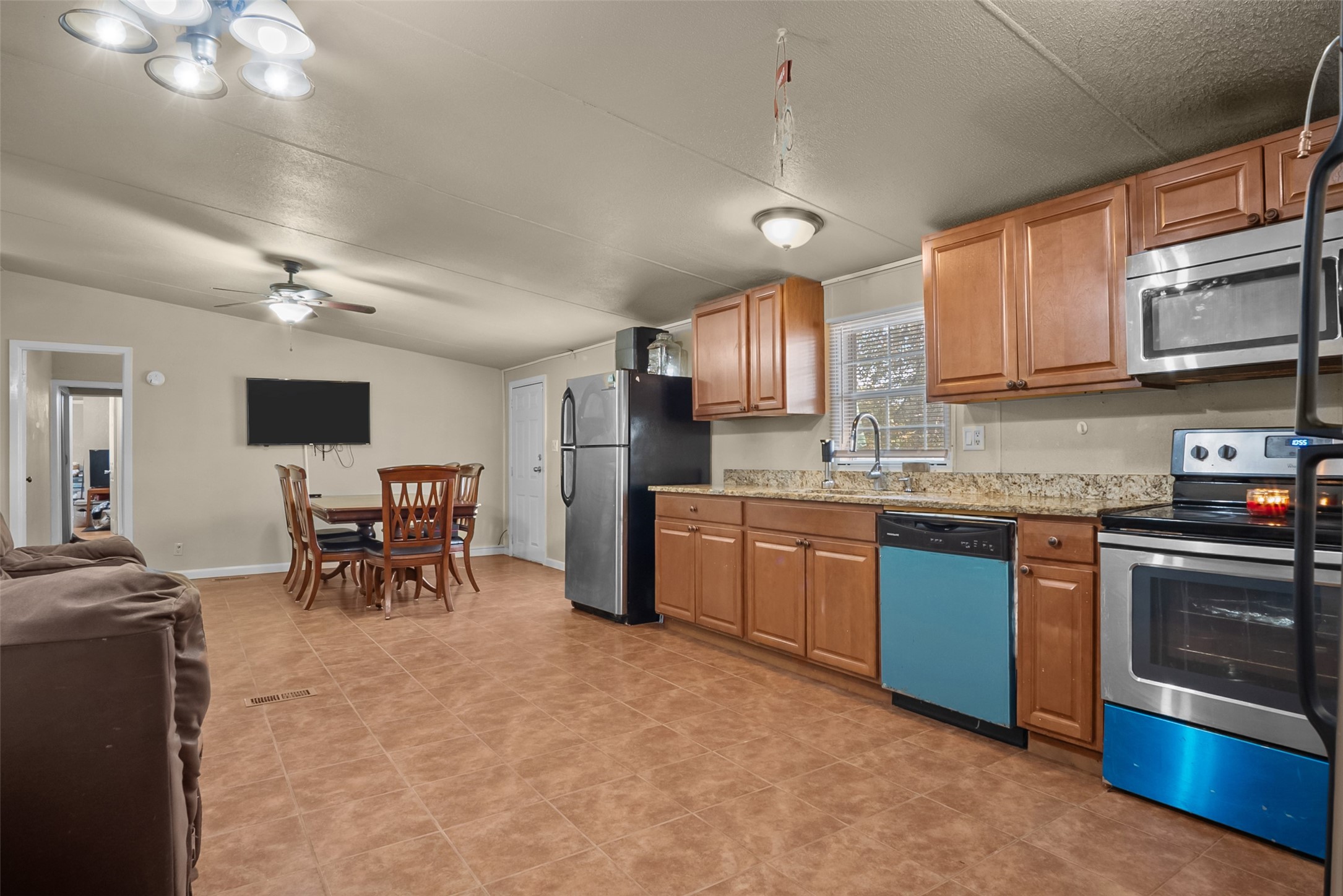 353 Prairie Lane Azle TX 76020