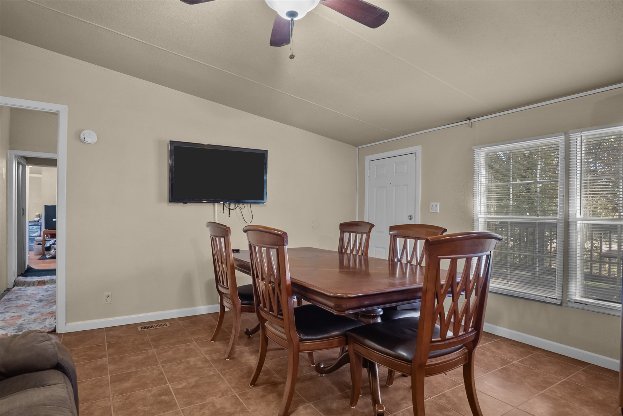 353 Prairie Lane Azle TX 76020