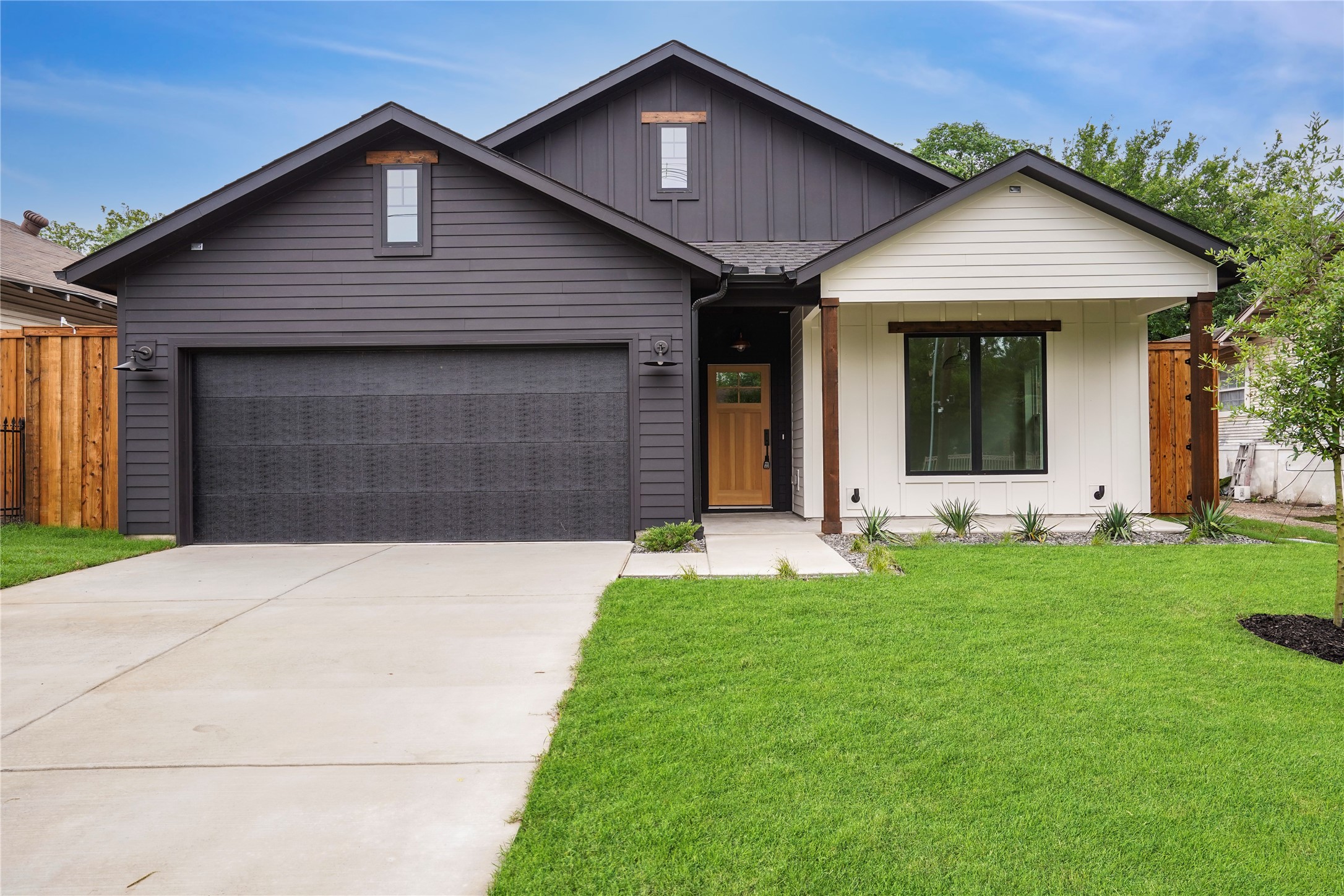 5222 Parry Avenue Dallas TX 75223