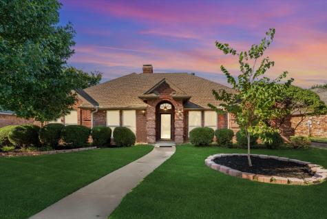 8717 Woodstair Drive North Richland Hills TX 76182