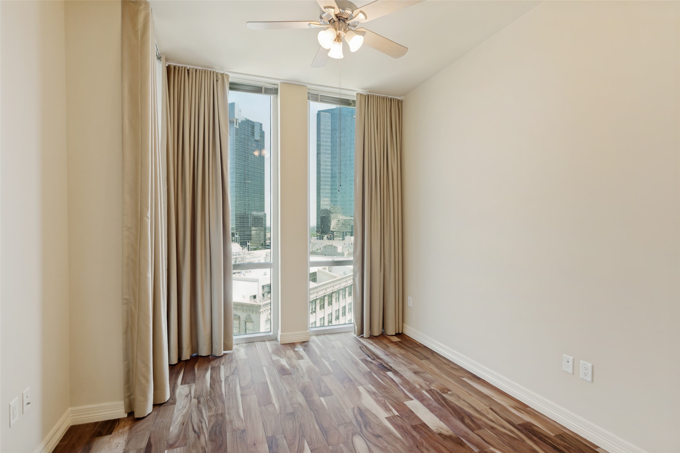 500 Throckmorton Street Fort Worth TX 76102