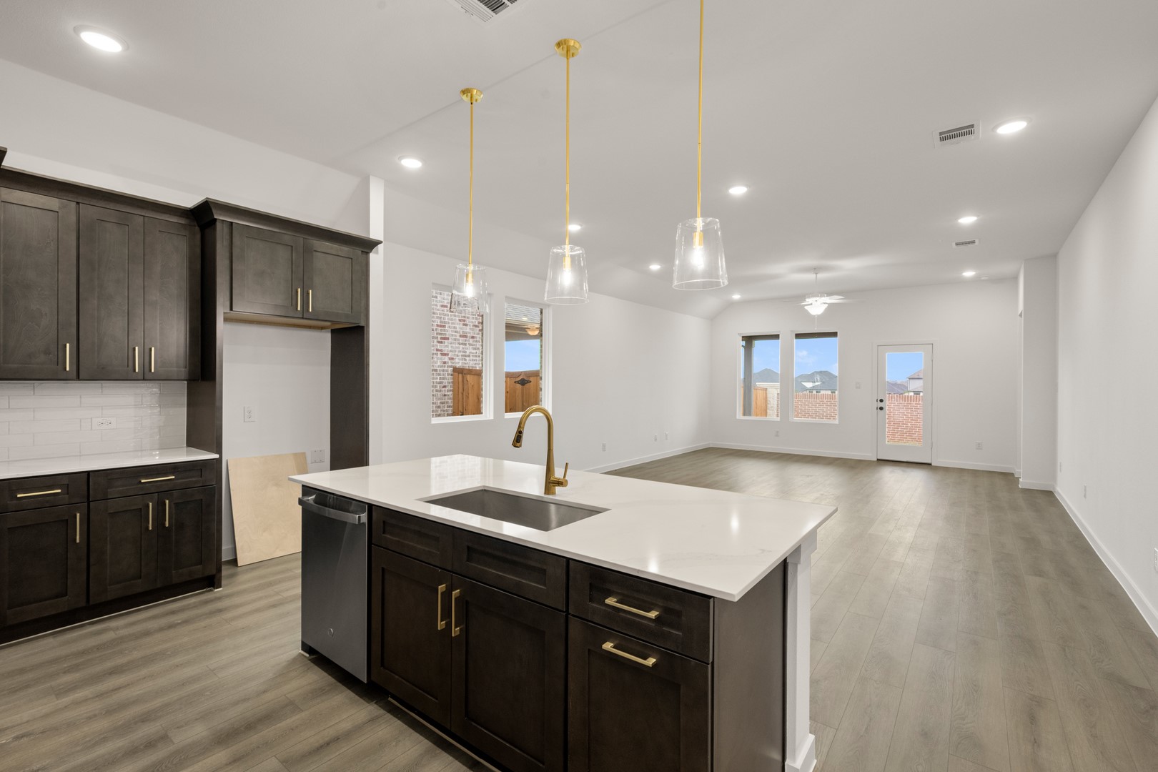 704 Tyronza Drive Justin TX 76247
