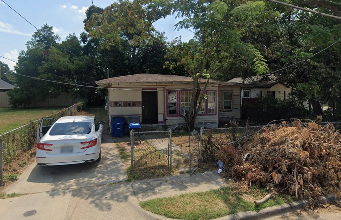 2406 Bethurum Avenue Dallas TX 75215