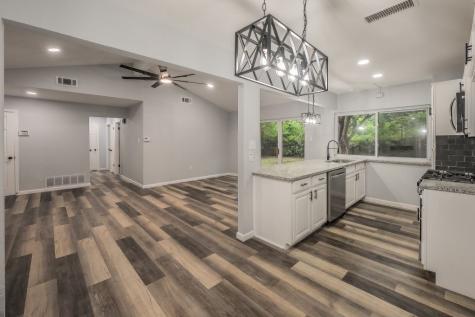 1108 Georgetown Street Arlington TX 76015