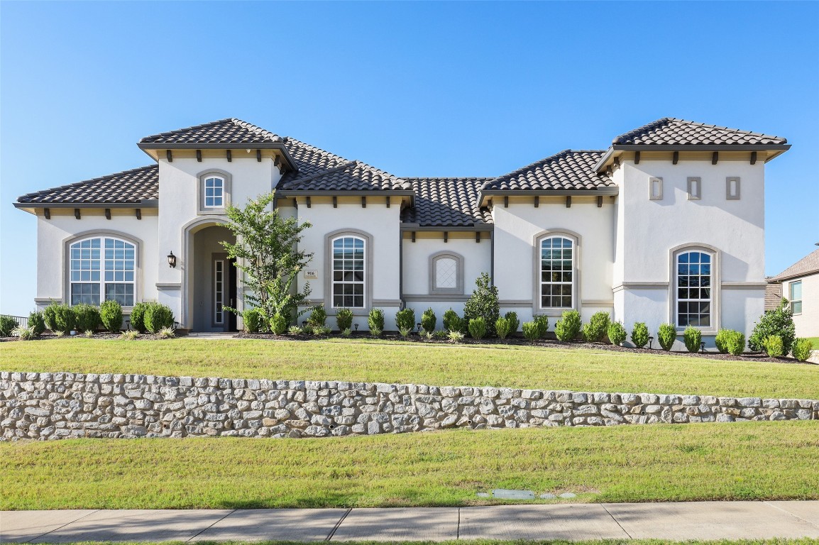 916 Charleston Drive Southlake TX 76092