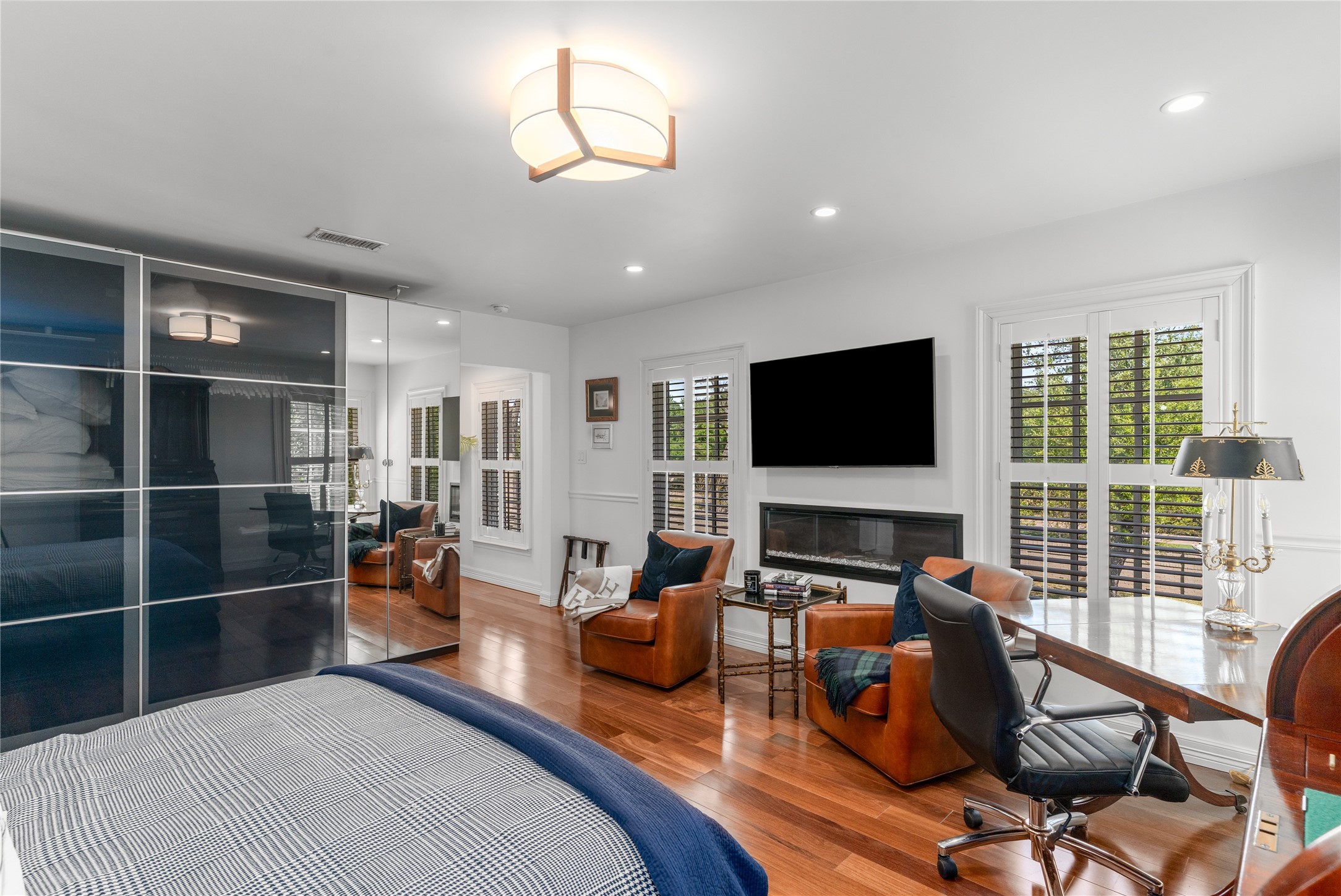 4522 Walnut Hill Lane Dallas TX 75229