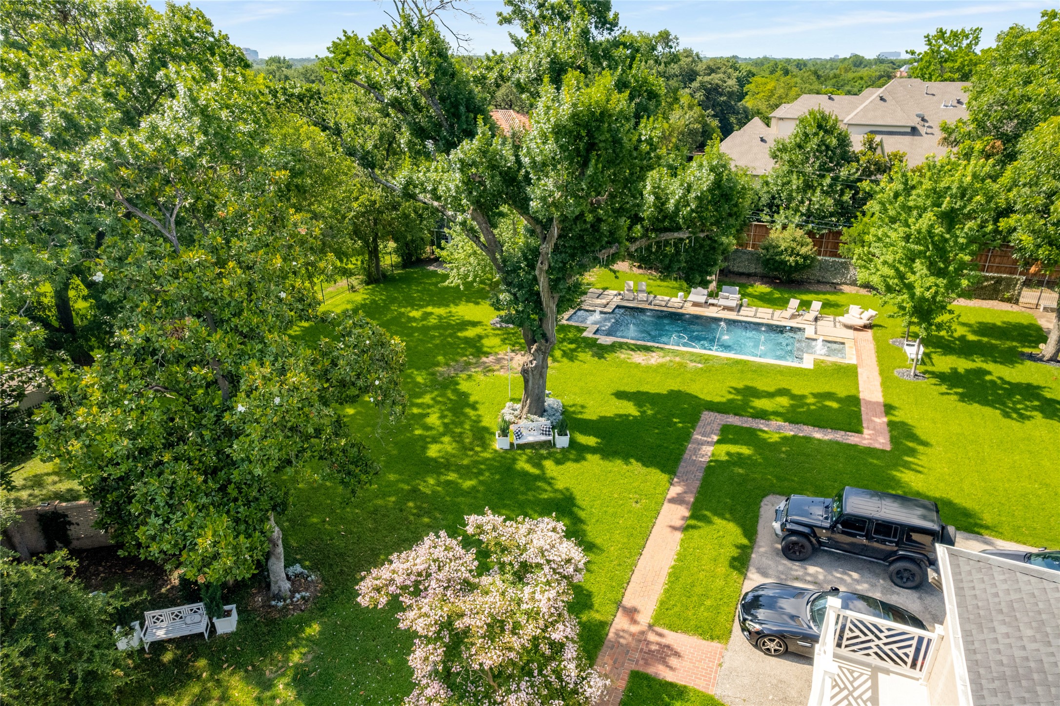 4522 Walnut Hill Lane Dallas TX 75229