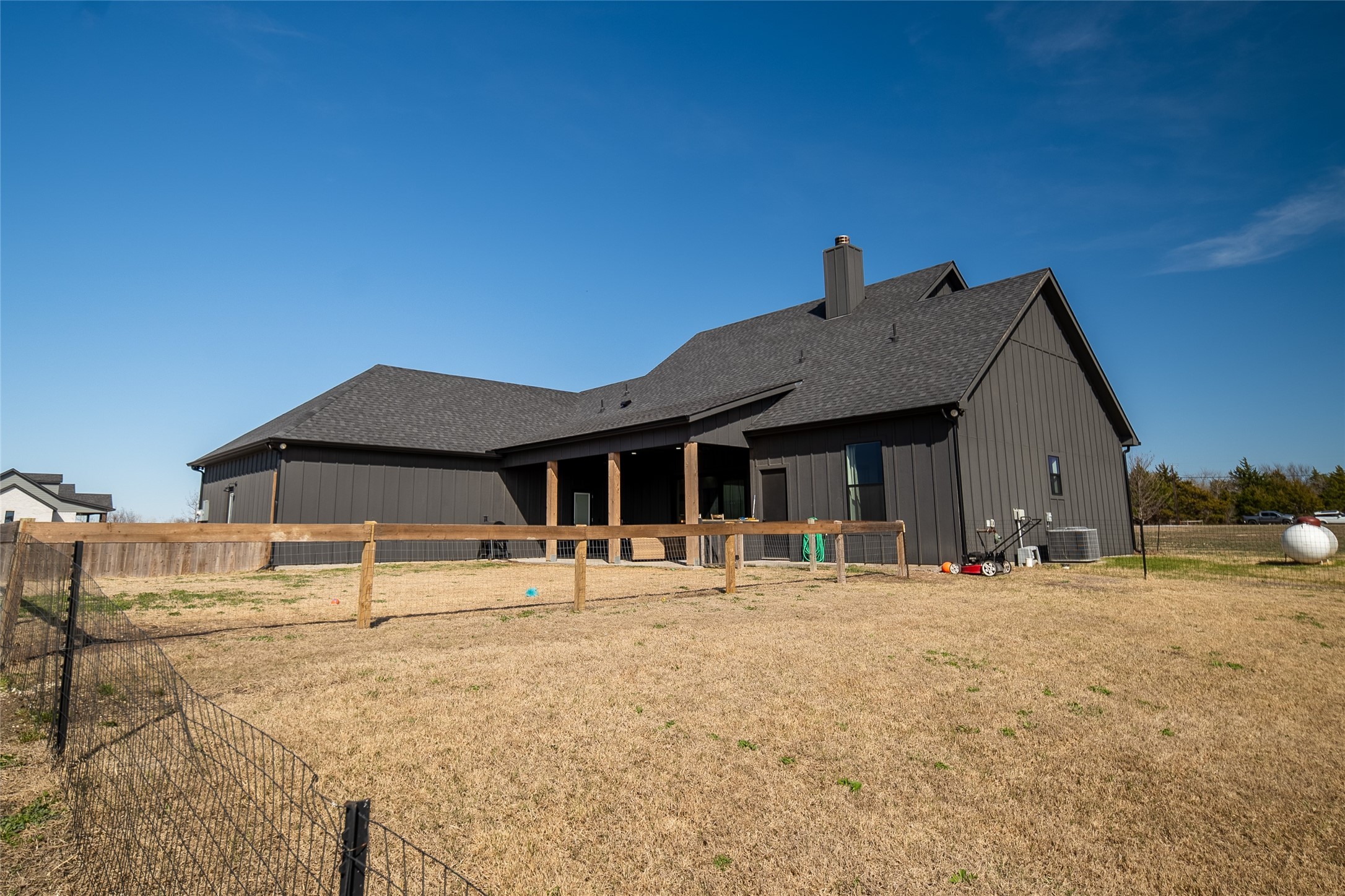 375 Wolf Front Road Van Alstyne TX 75495
