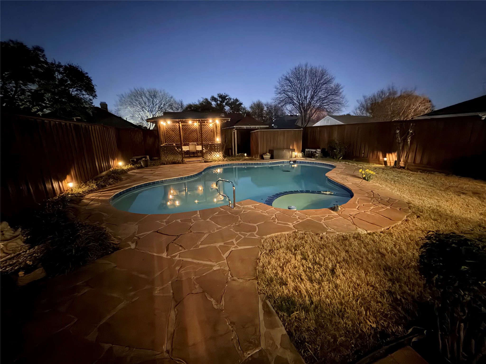 4227 Country Brook Drive Dallas TX 75287