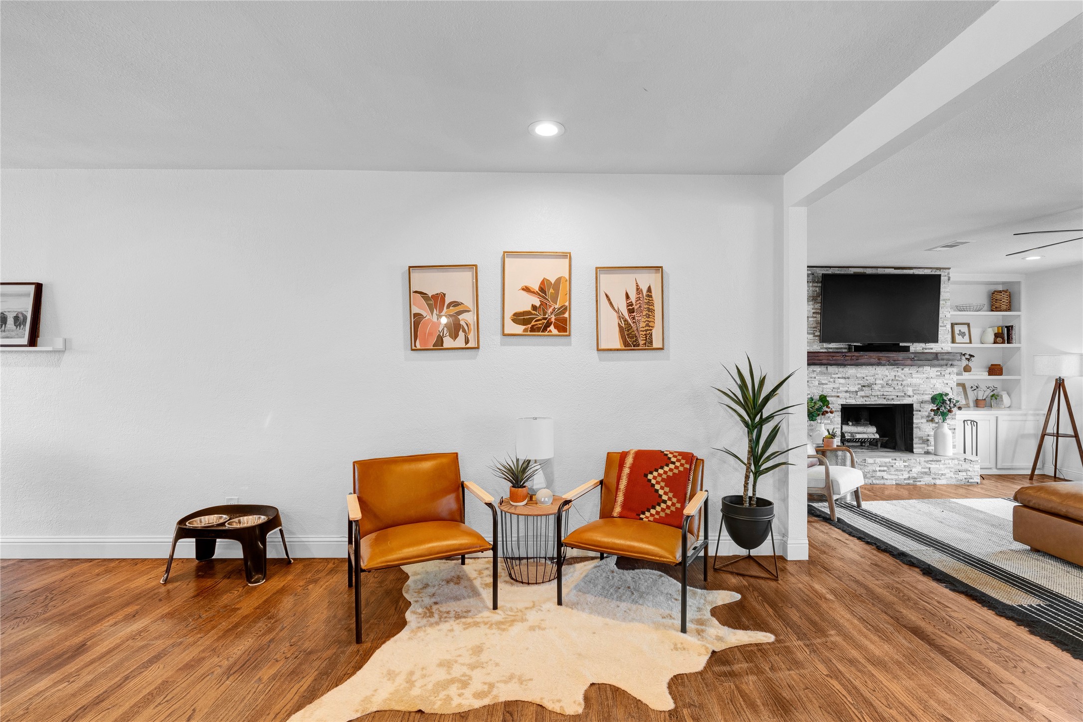 2031 Housley Drive Dallas TX 75228