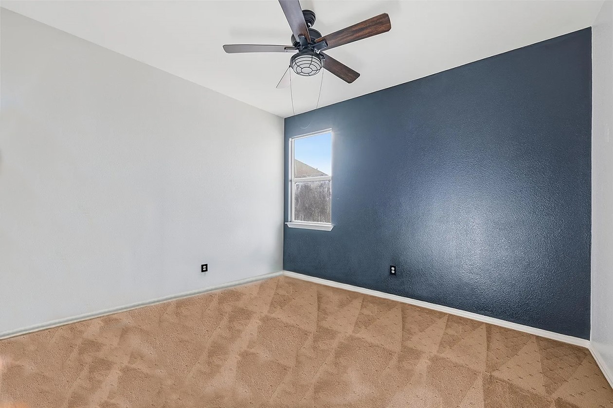 1305 Live Oak Lane Savannah TX 76227
