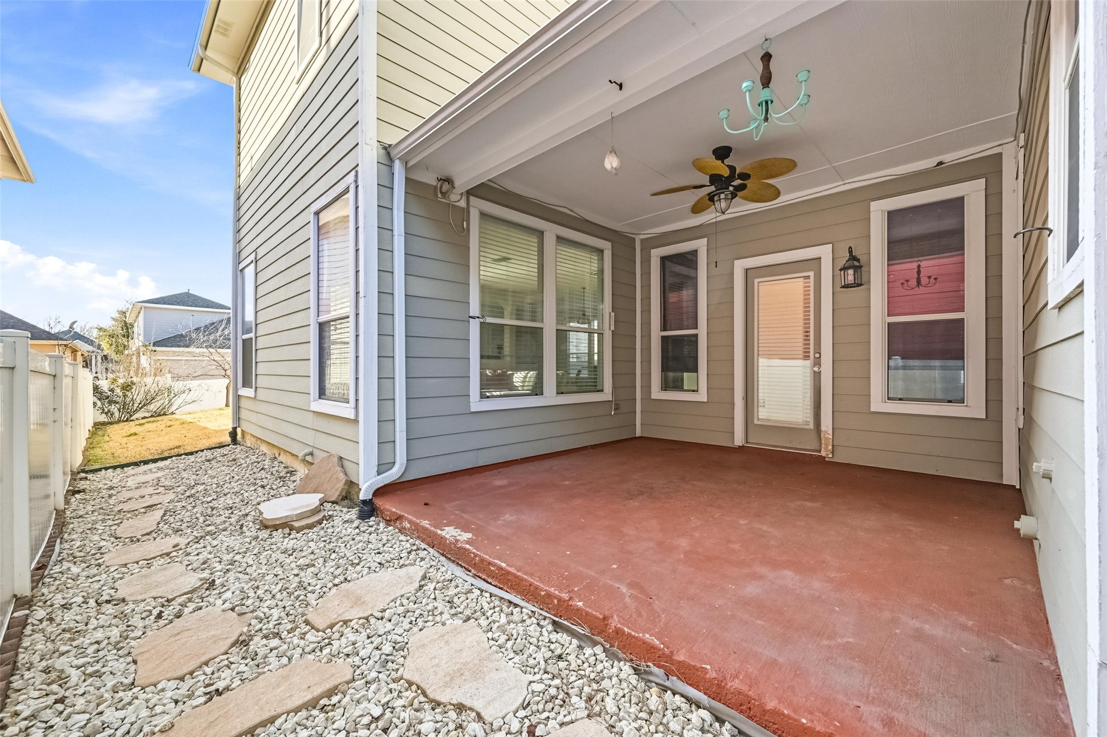 1305 Live Oak Lane Savannah TX 76227