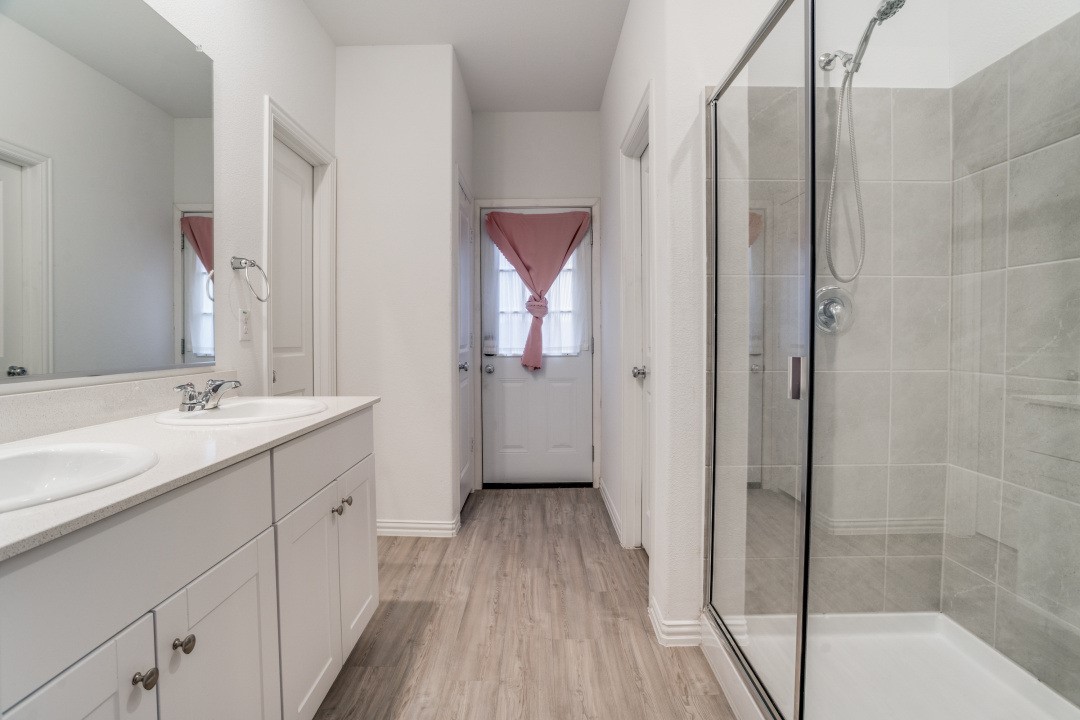 4913 Sagerun Drive Princeton TX 75407