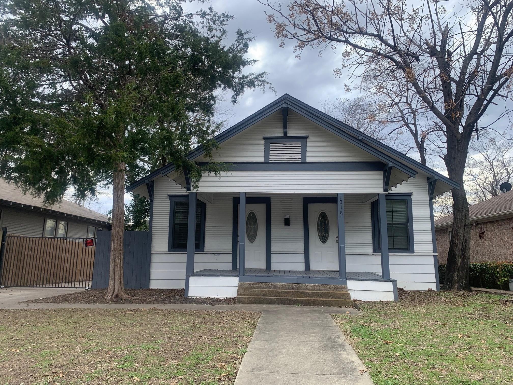 1019 Wayne Street Dallas TX 75223