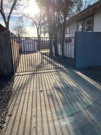 1019 Wayne Street Dallas TX 75223