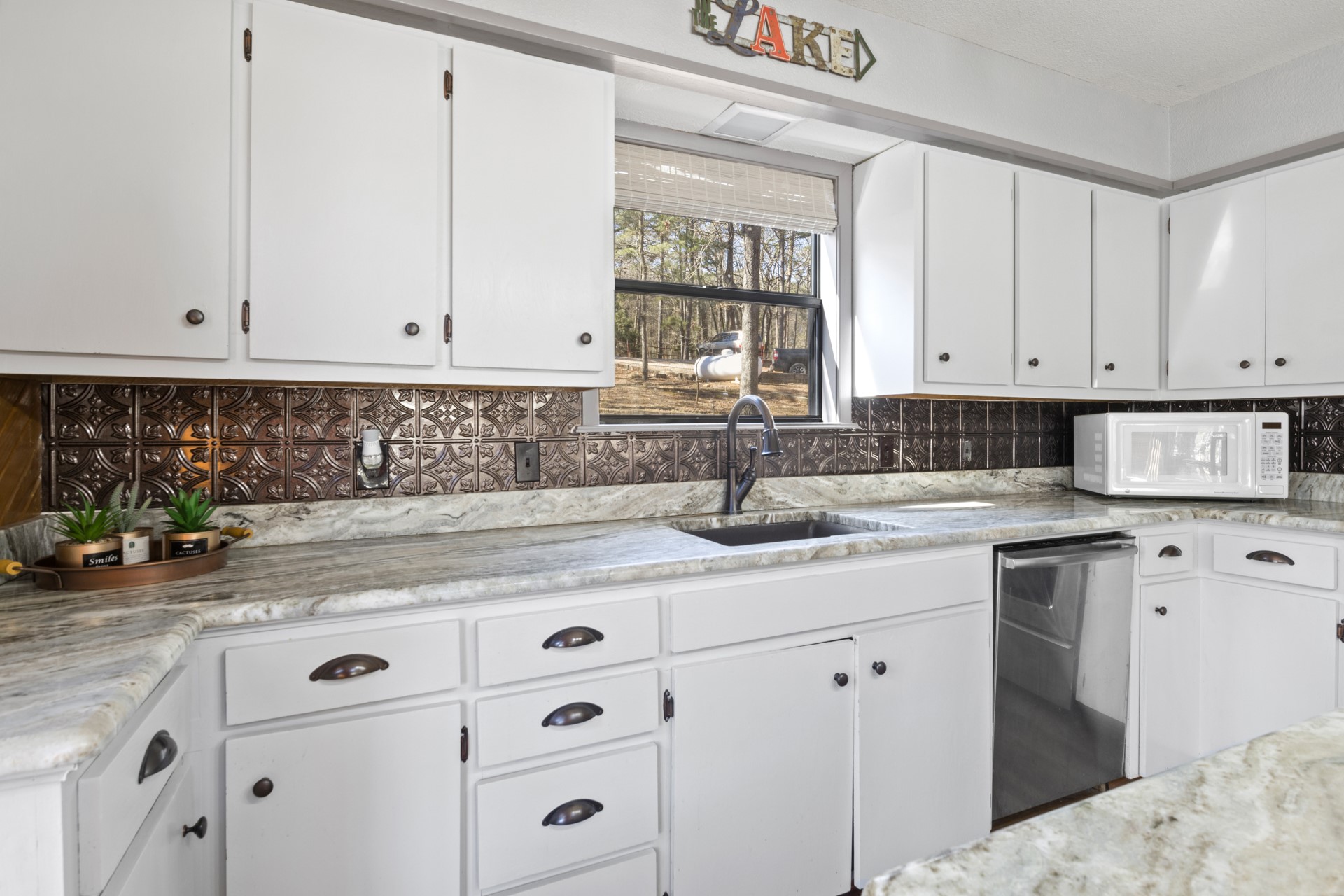 203 King Laurence Scroggins TX 75480