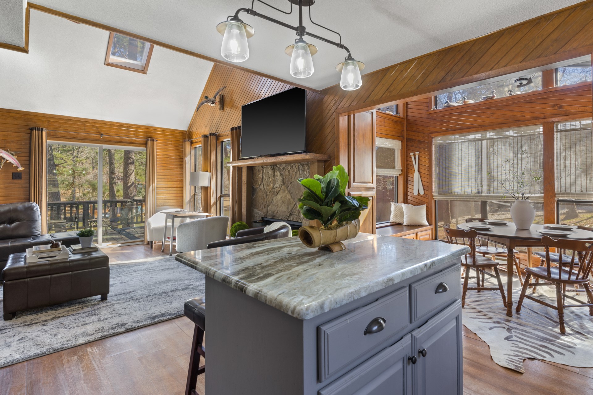 203 King Laurence Scroggins TX 75480