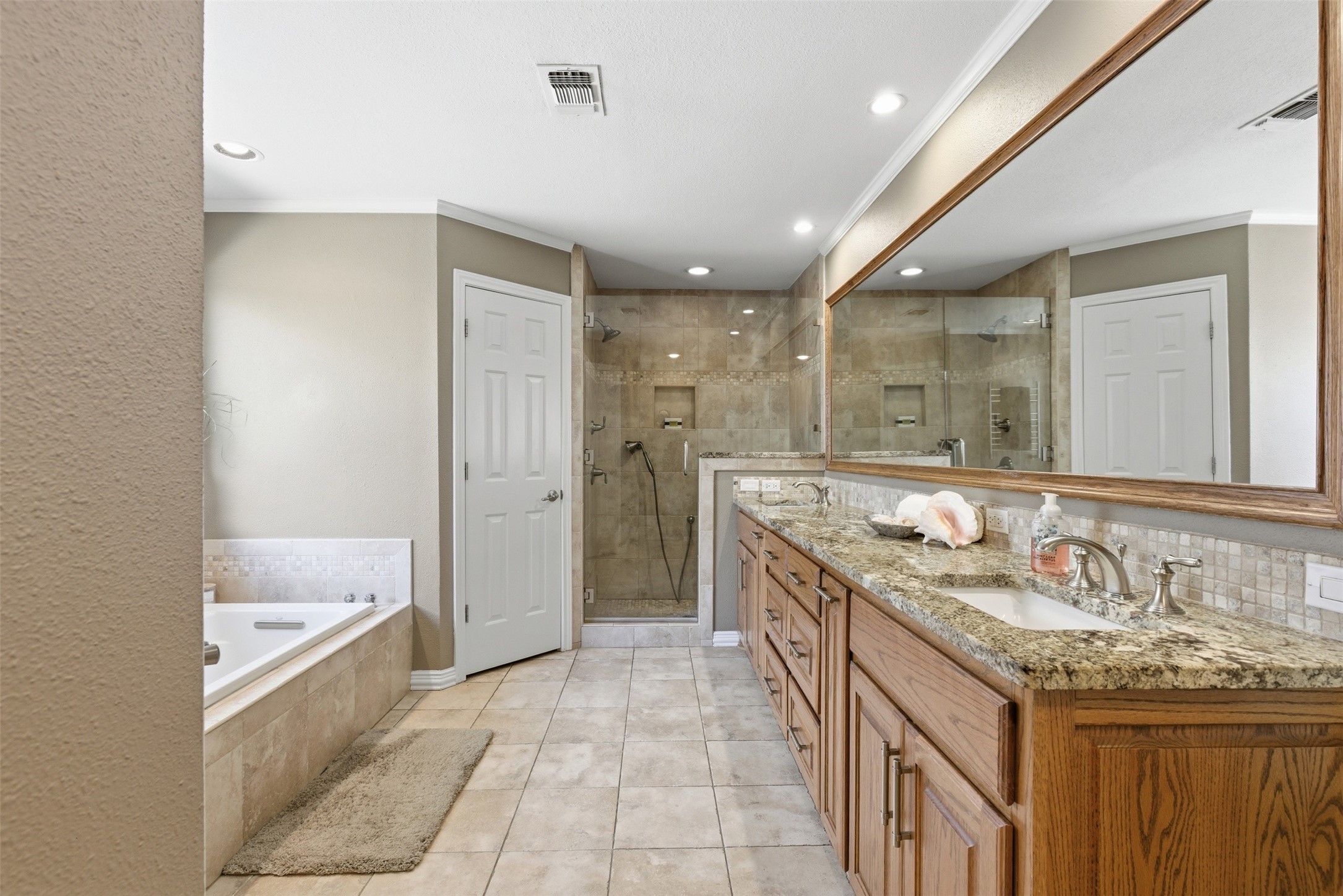 5833 Wavertree Lane Plano TX 75093