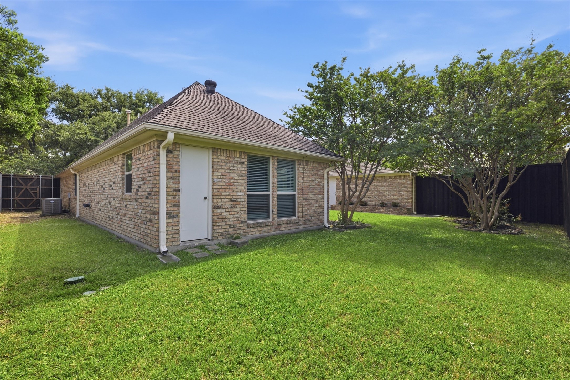 5833 Wavertree Lane Plano TX 75093