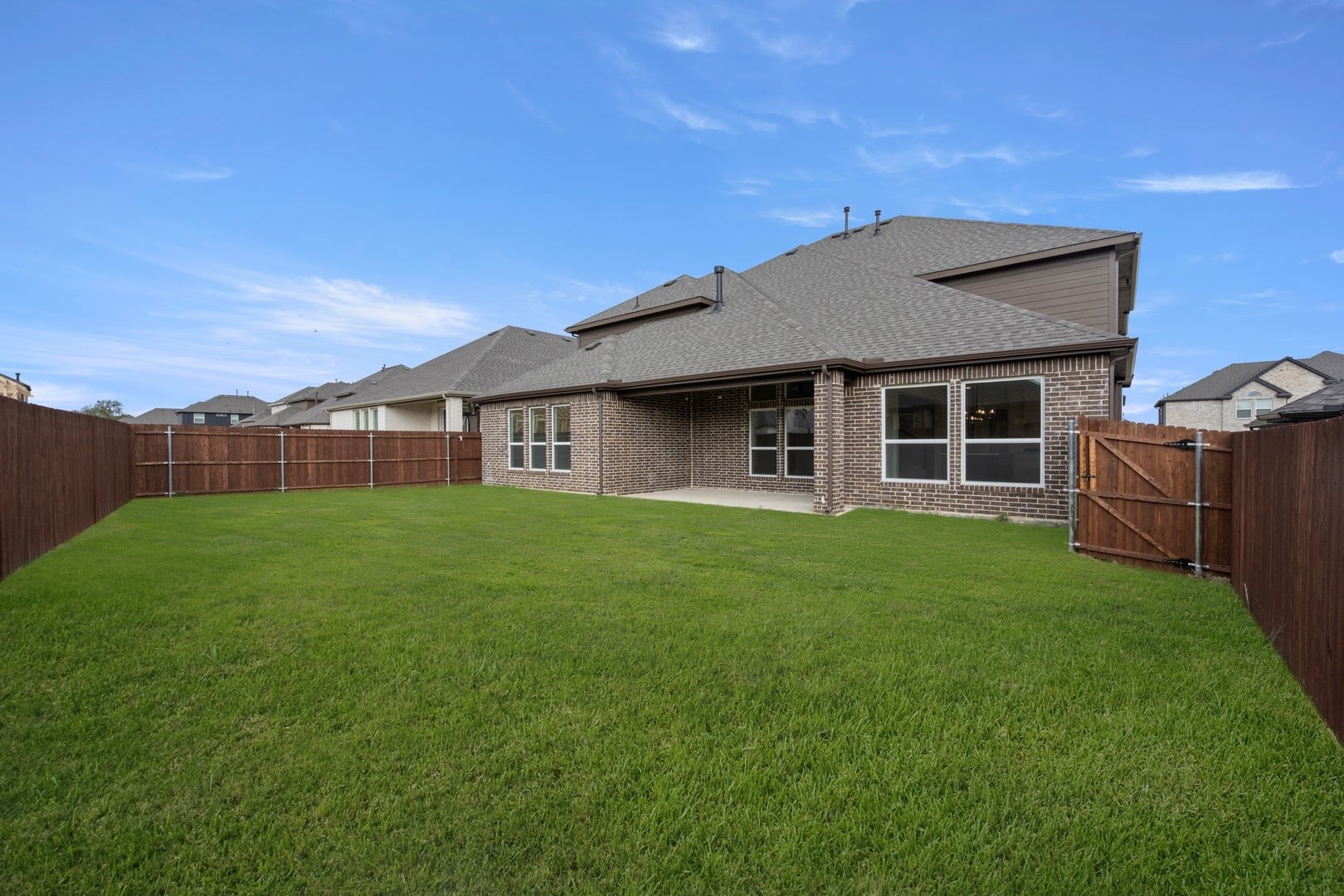 309 Loretta Burleson TX 76028
