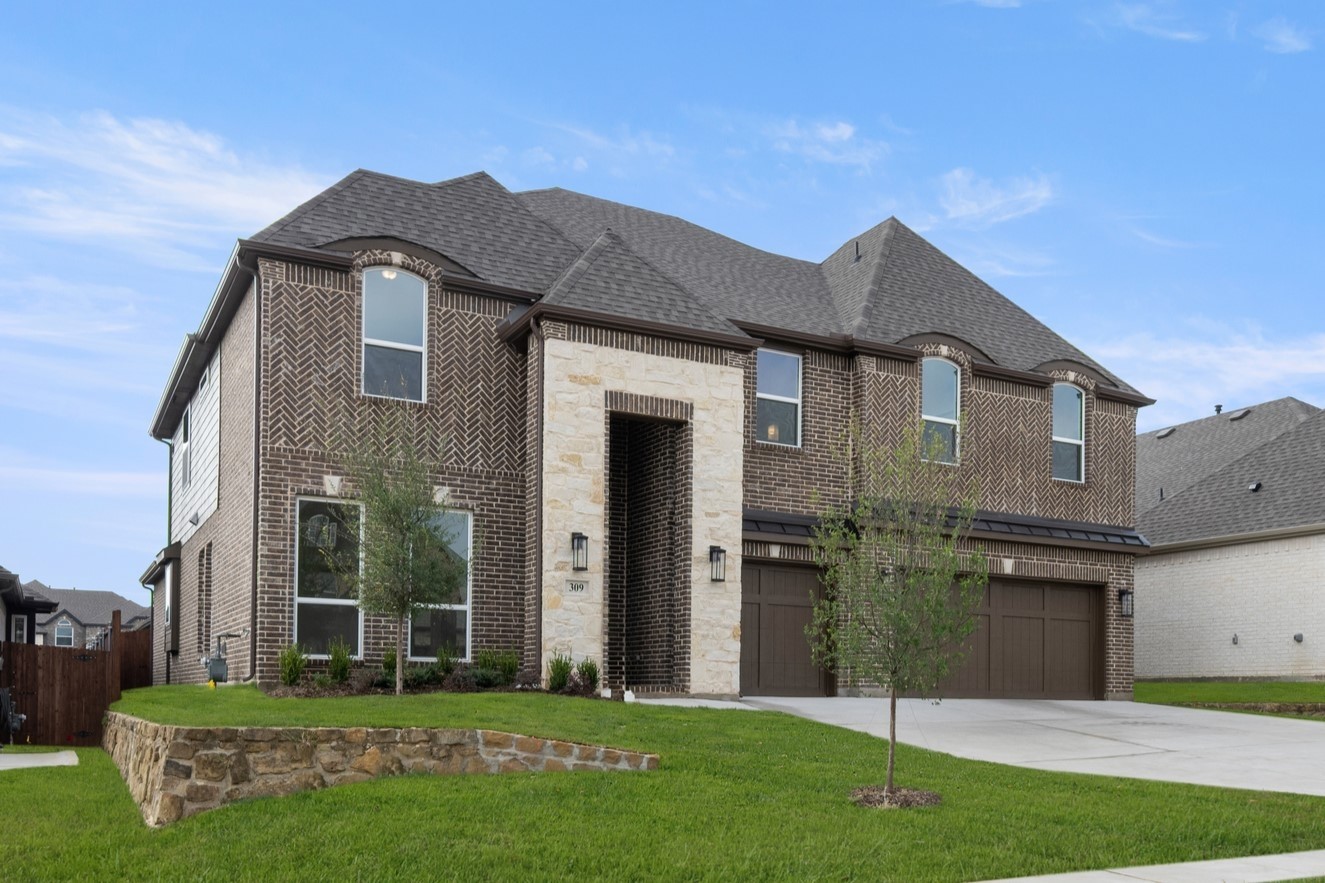 309 Loretta Burleson TX 76028