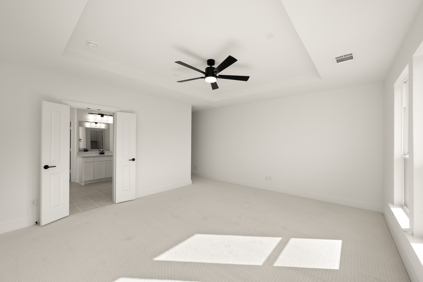 309 Loretta Burleson TX 76028