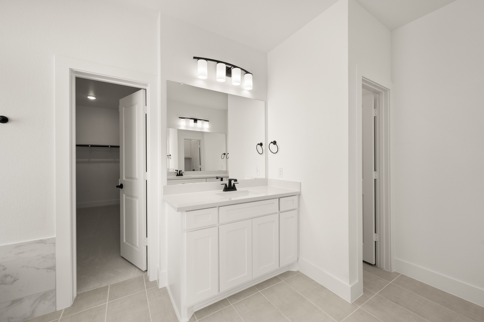 309 Loretta Burleson TX 76028