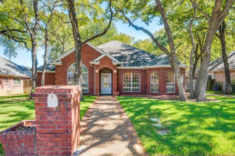 6903 Thornbird Lane Arlington TX 76001