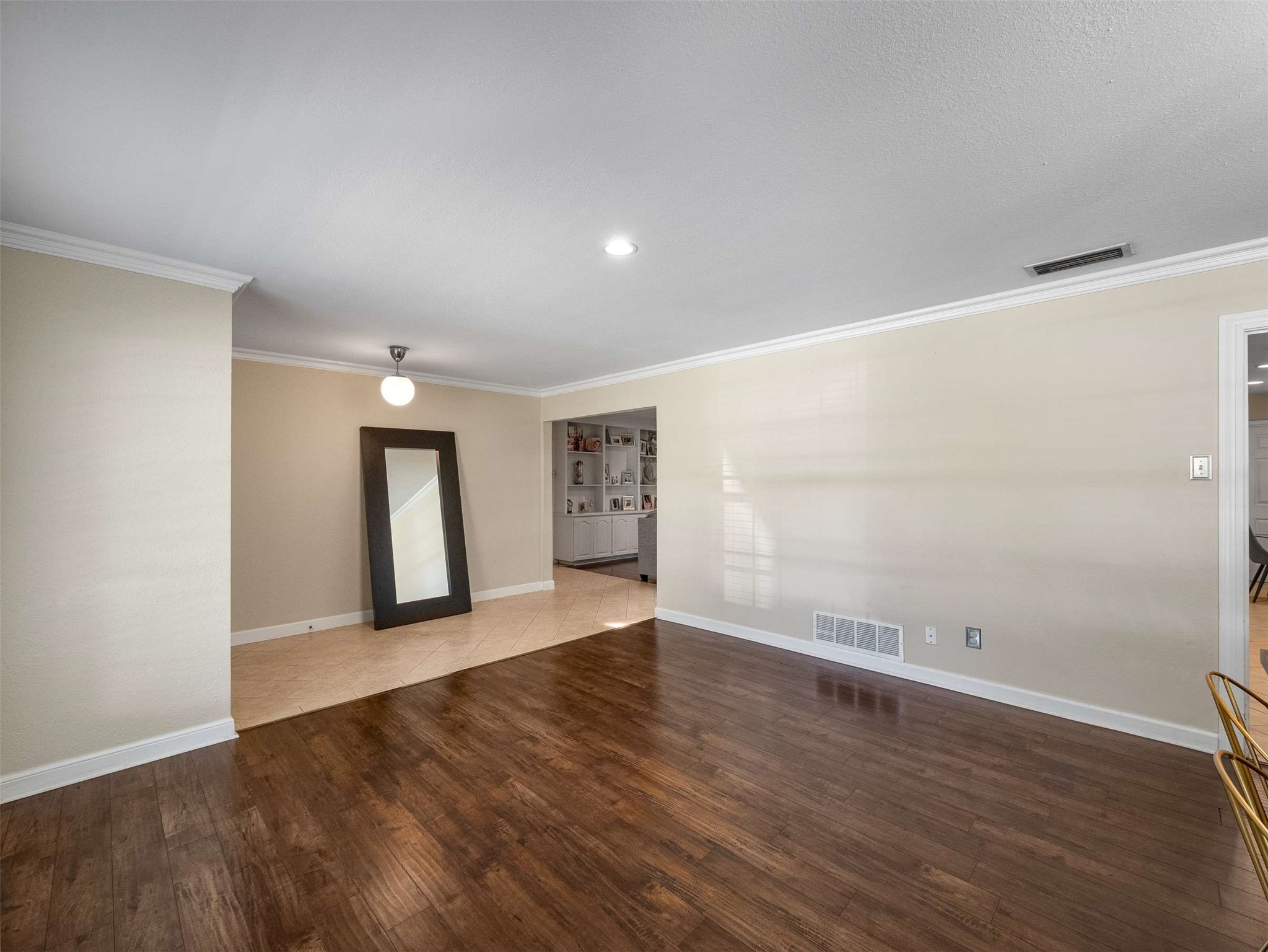 3750 Ridgeoak Way Farmers Branch TX 75244