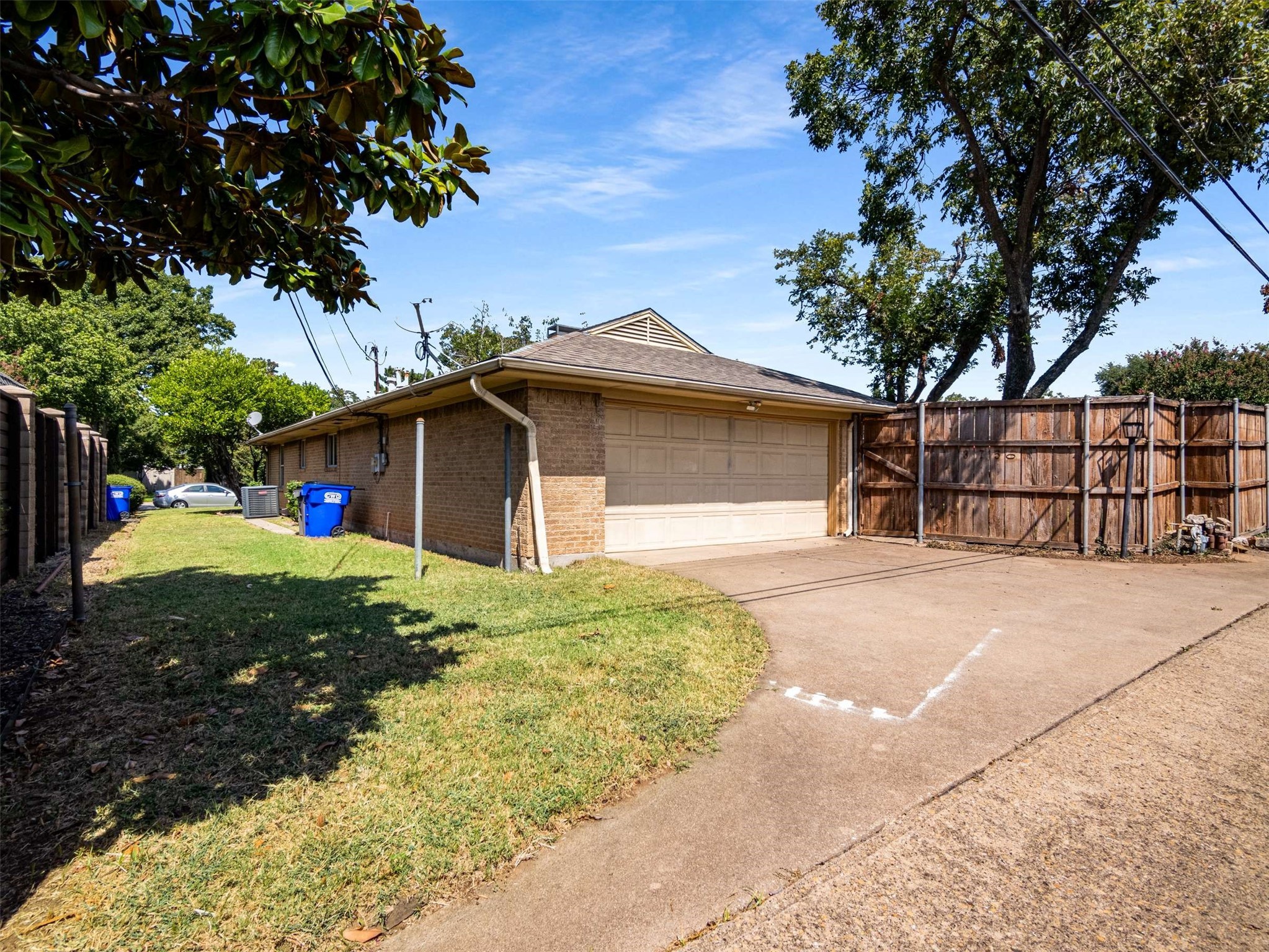 3750 Ridgeoak Way Farmers Branch TX 75244
