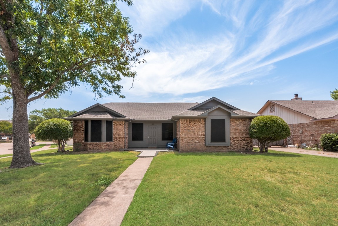 102 Southerland Avenue Mesquite TX 75150