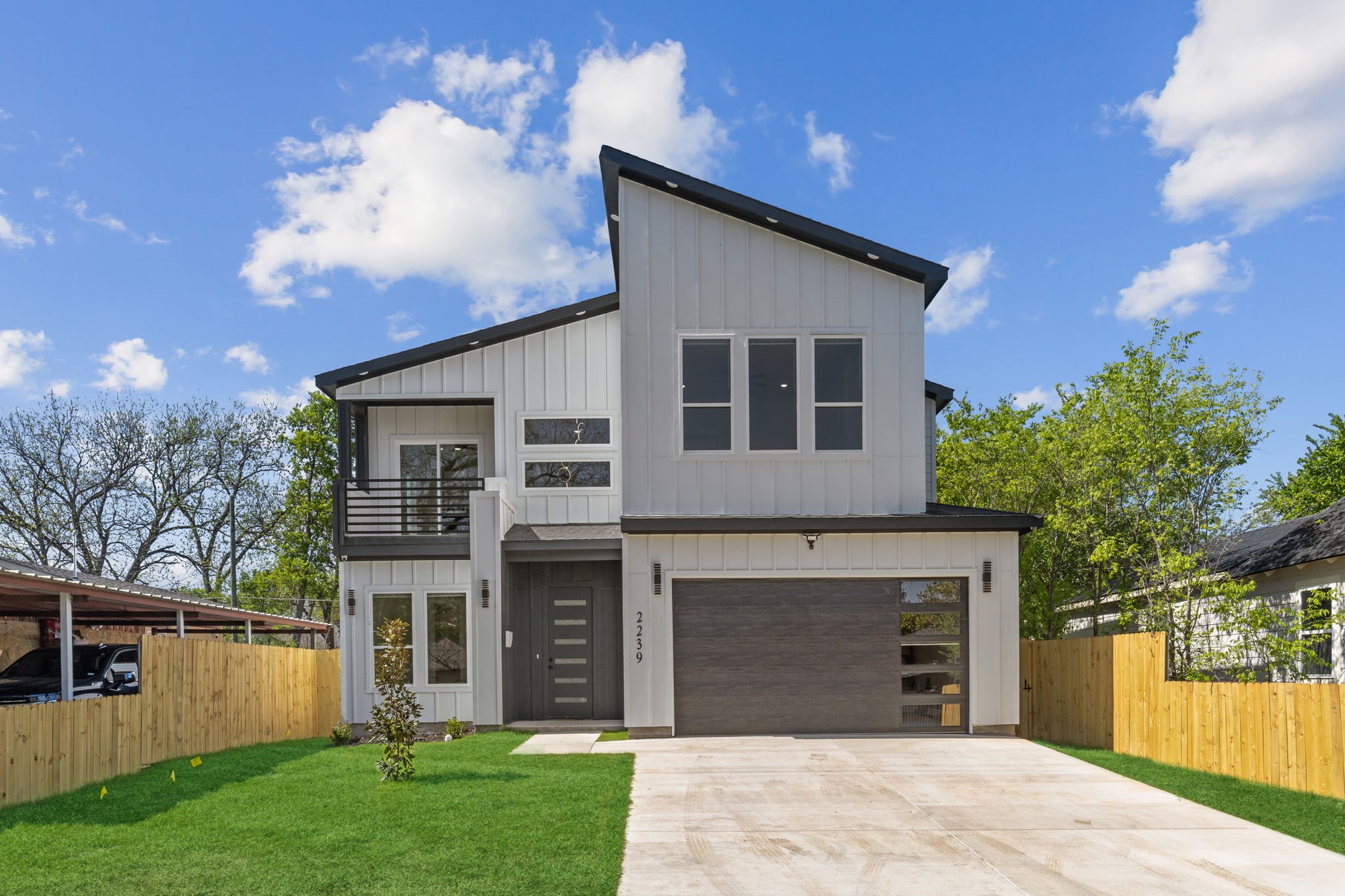 2239 Scotland Drive Dallas TX 75216