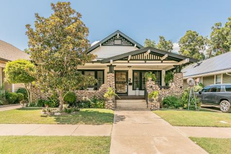 2238 College Avenue Fort Worth TX 76110