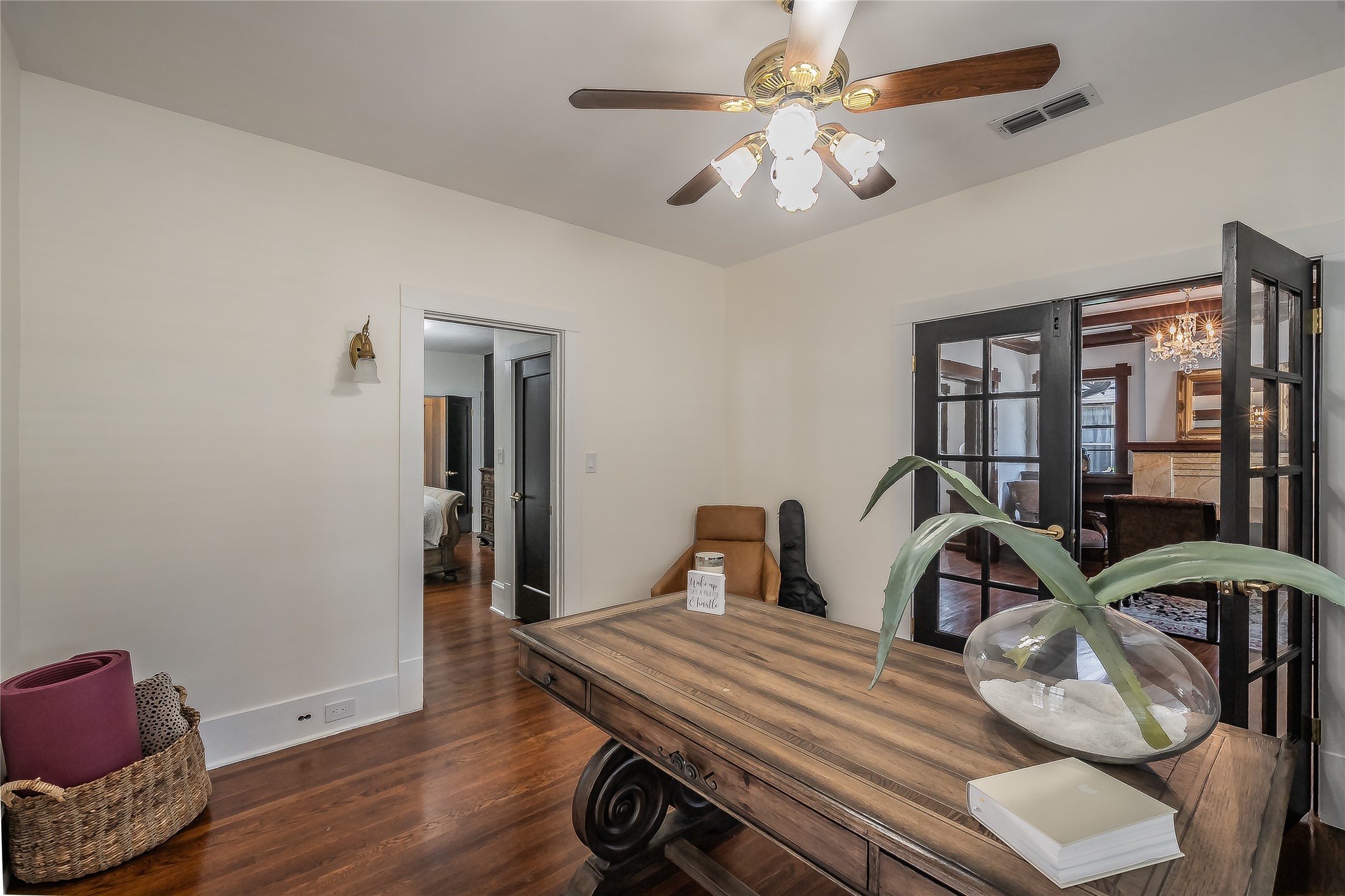 2238 College Avenue Fort Worth TX 76110