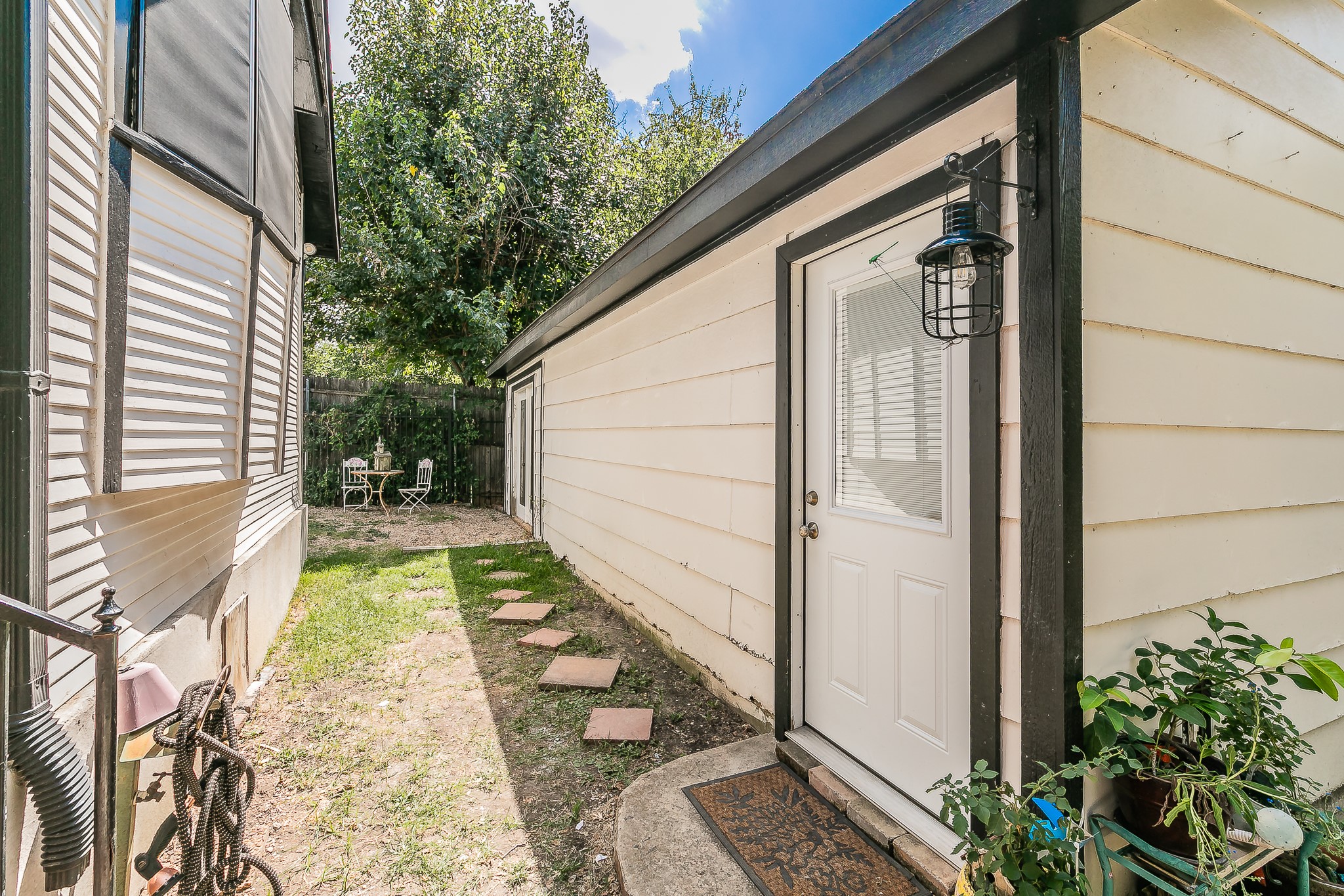 2238 College Avenue Fort Worth TX 76110