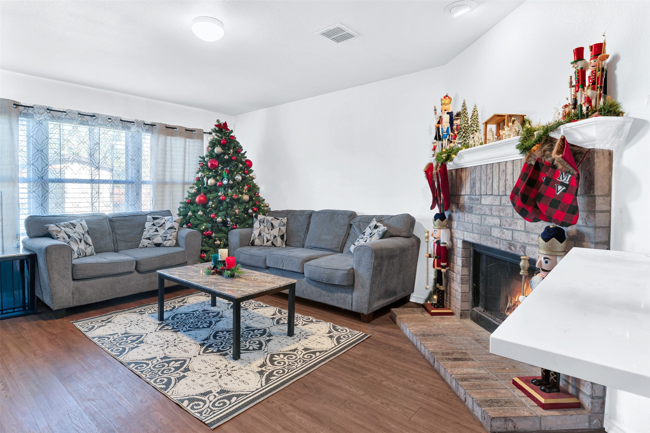 5722 Firethorn Drive Dallas TX 75249