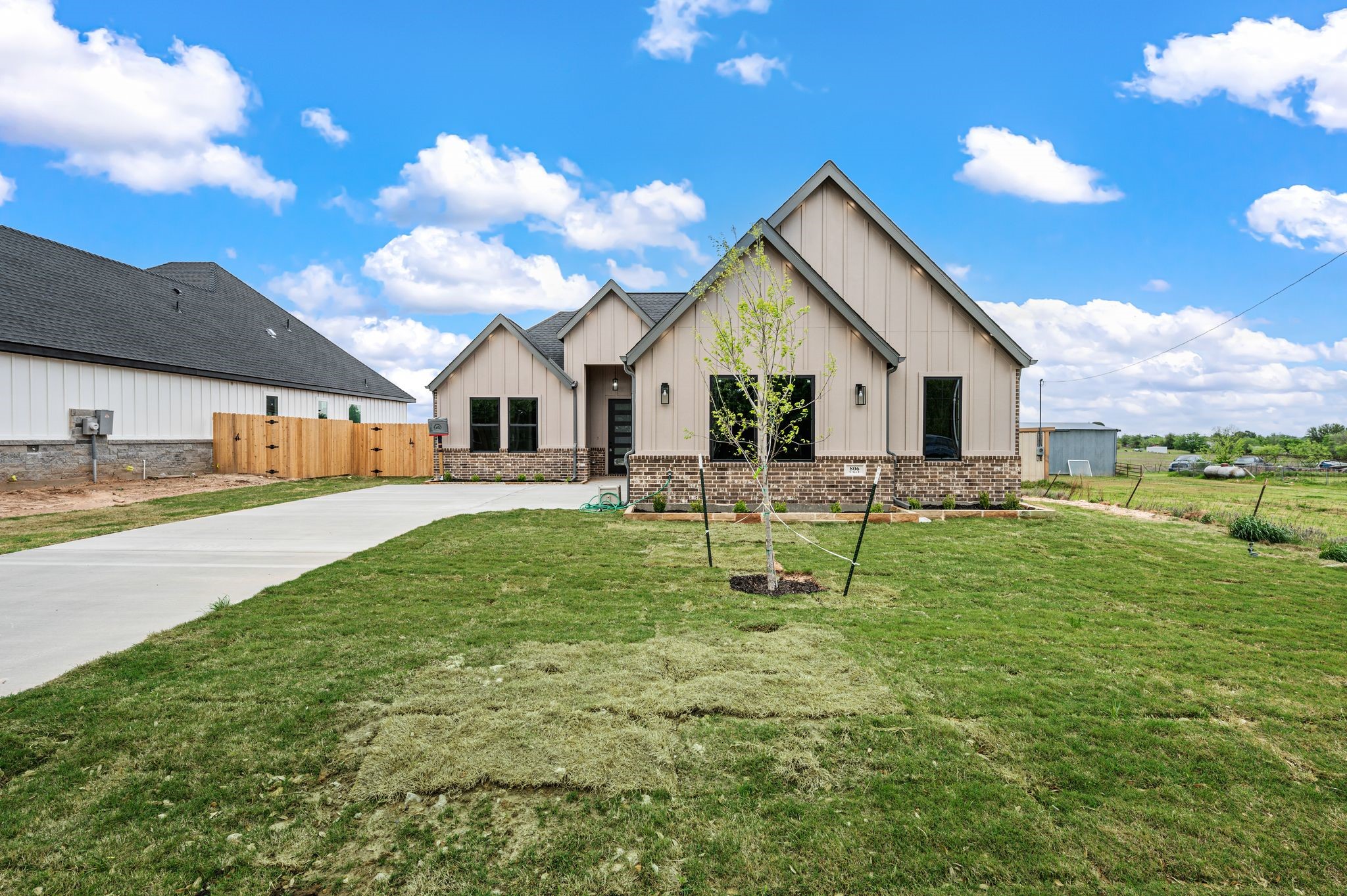 806 N Avenue E Springtown TX 76082