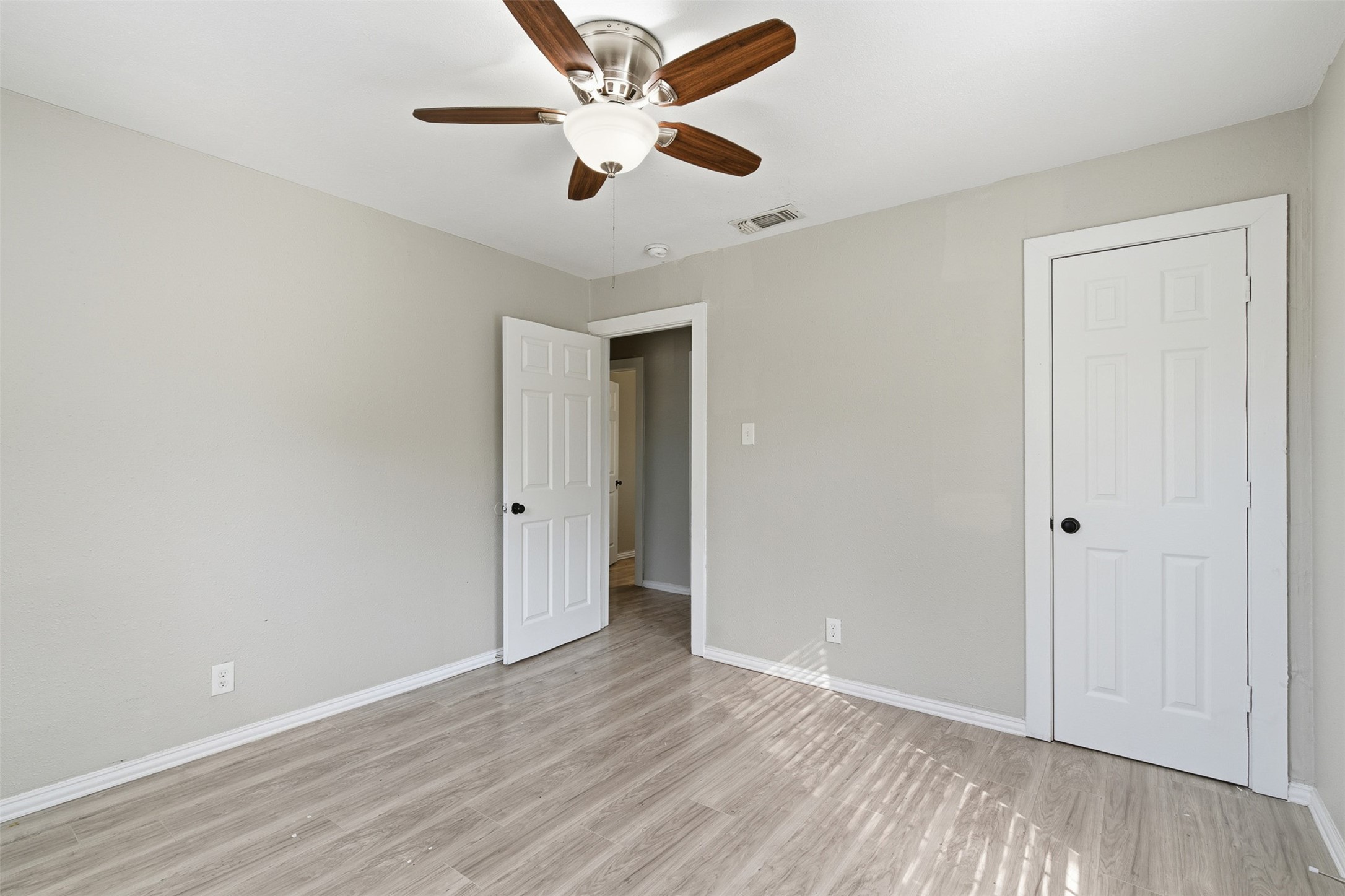 405 N Carr Avenue Sherman TX 75090