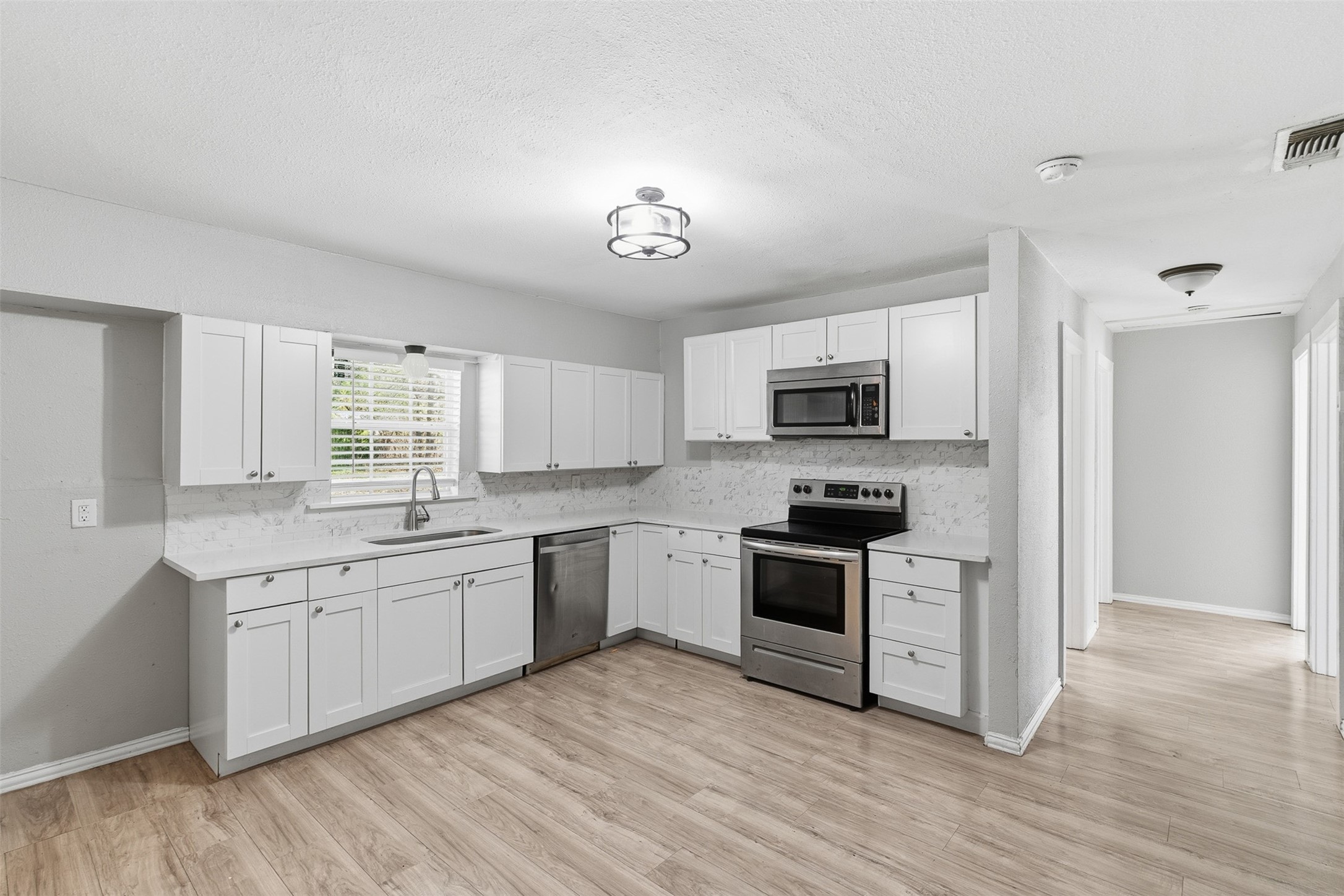 405 N Carr Avenue Sherman TX 75090
