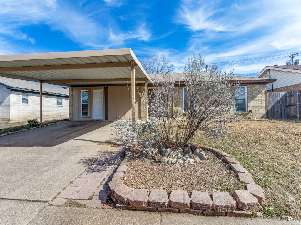 6924 Richardson Drive Watauga TX 76148