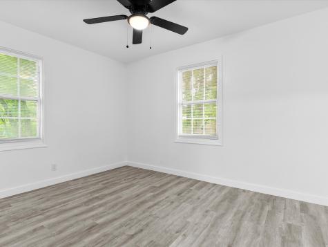 1008 Schieffer Avenue Fort Worth TX 76110