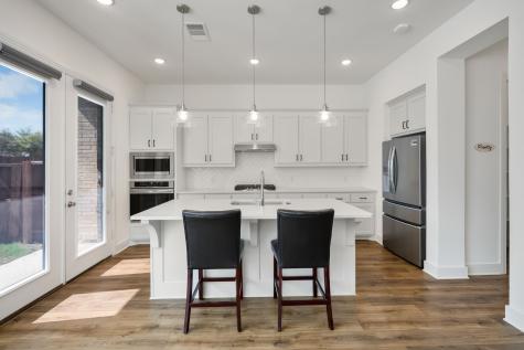 1143 Queensdown Way Forney TX 75126