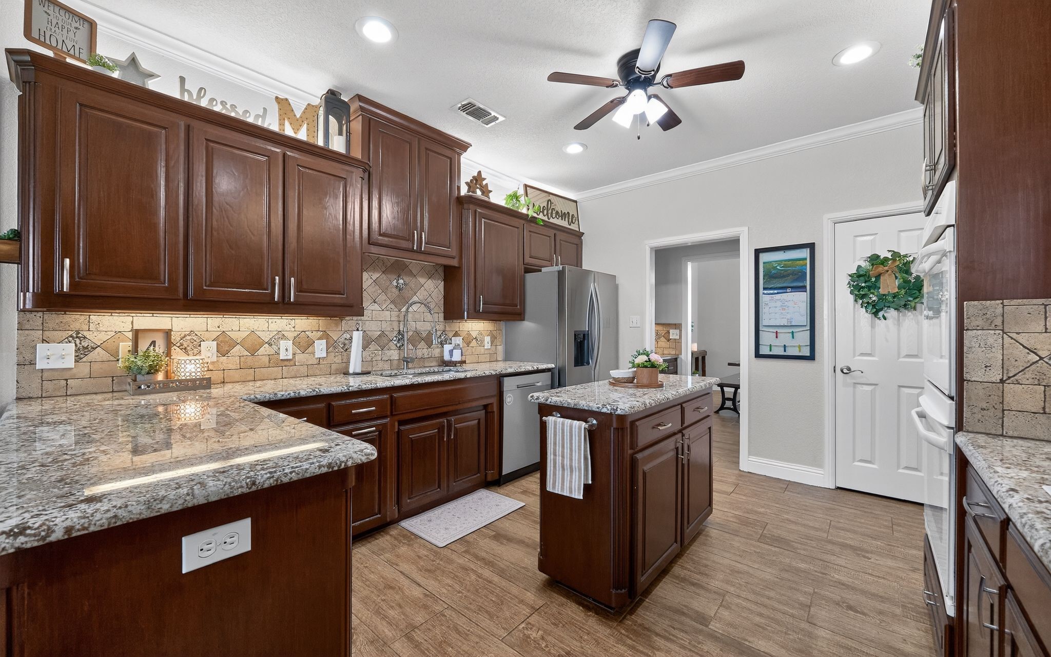 2515 Lakeshore Drive Cleburne TX 76033