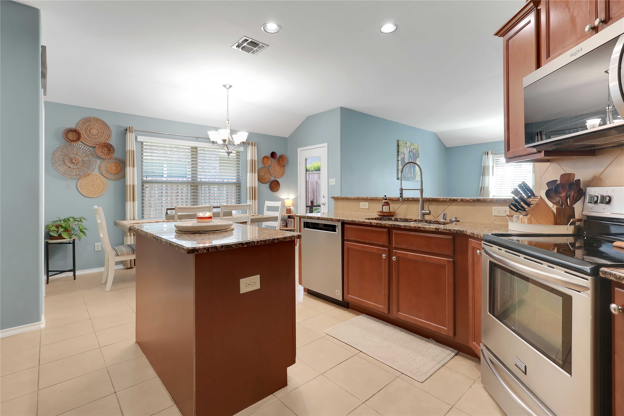 1521 Hanover Lane Van Alstyne TX 75495