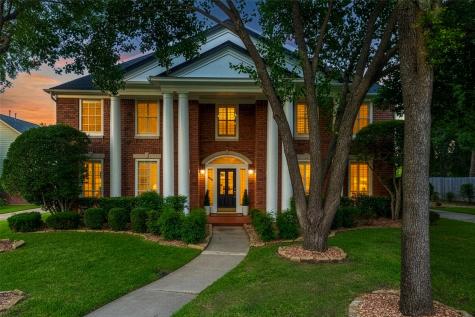 585 Oak Hill Drive Southlake TX 76092