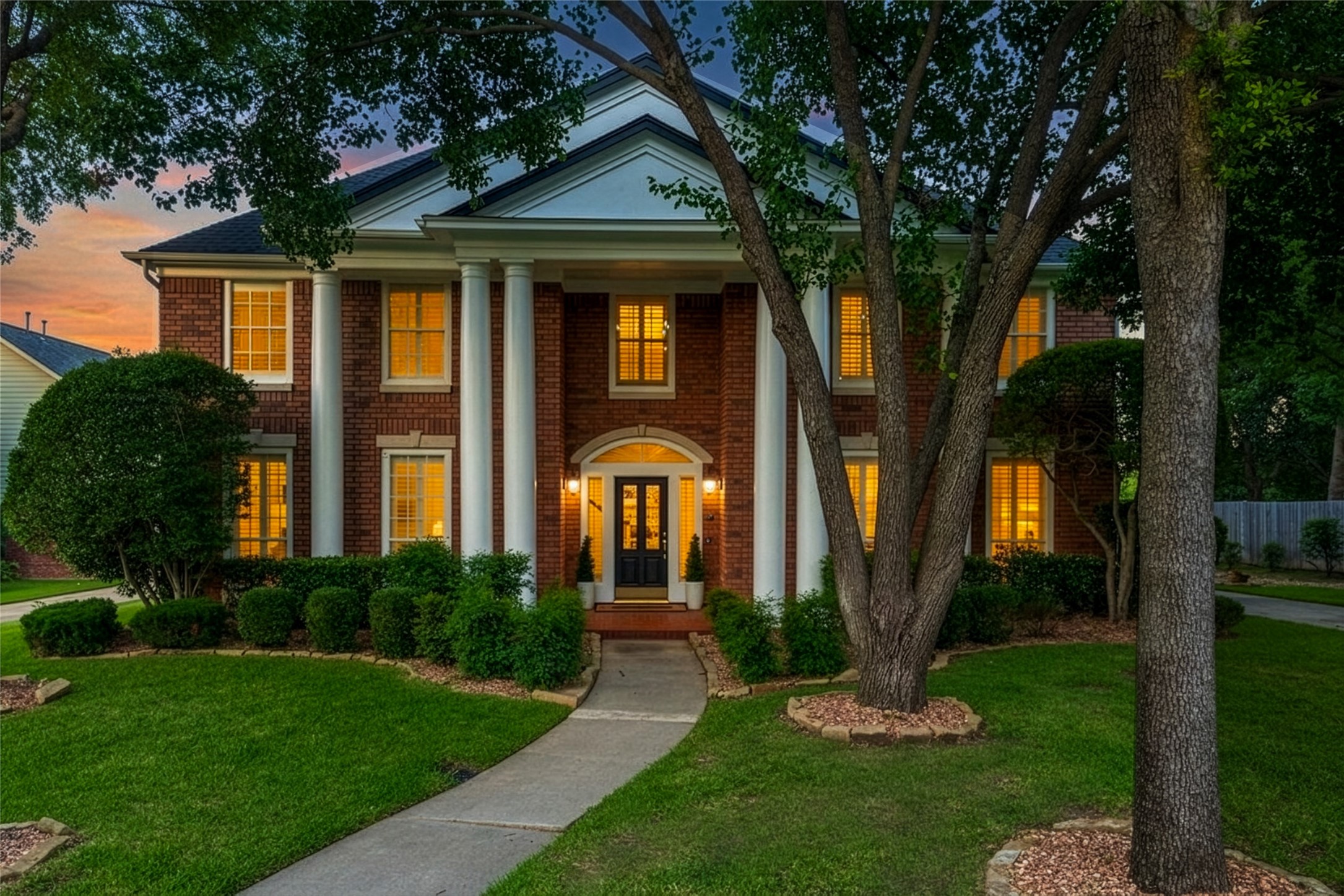 585 Oak Hill Drive Southlake TX 76092