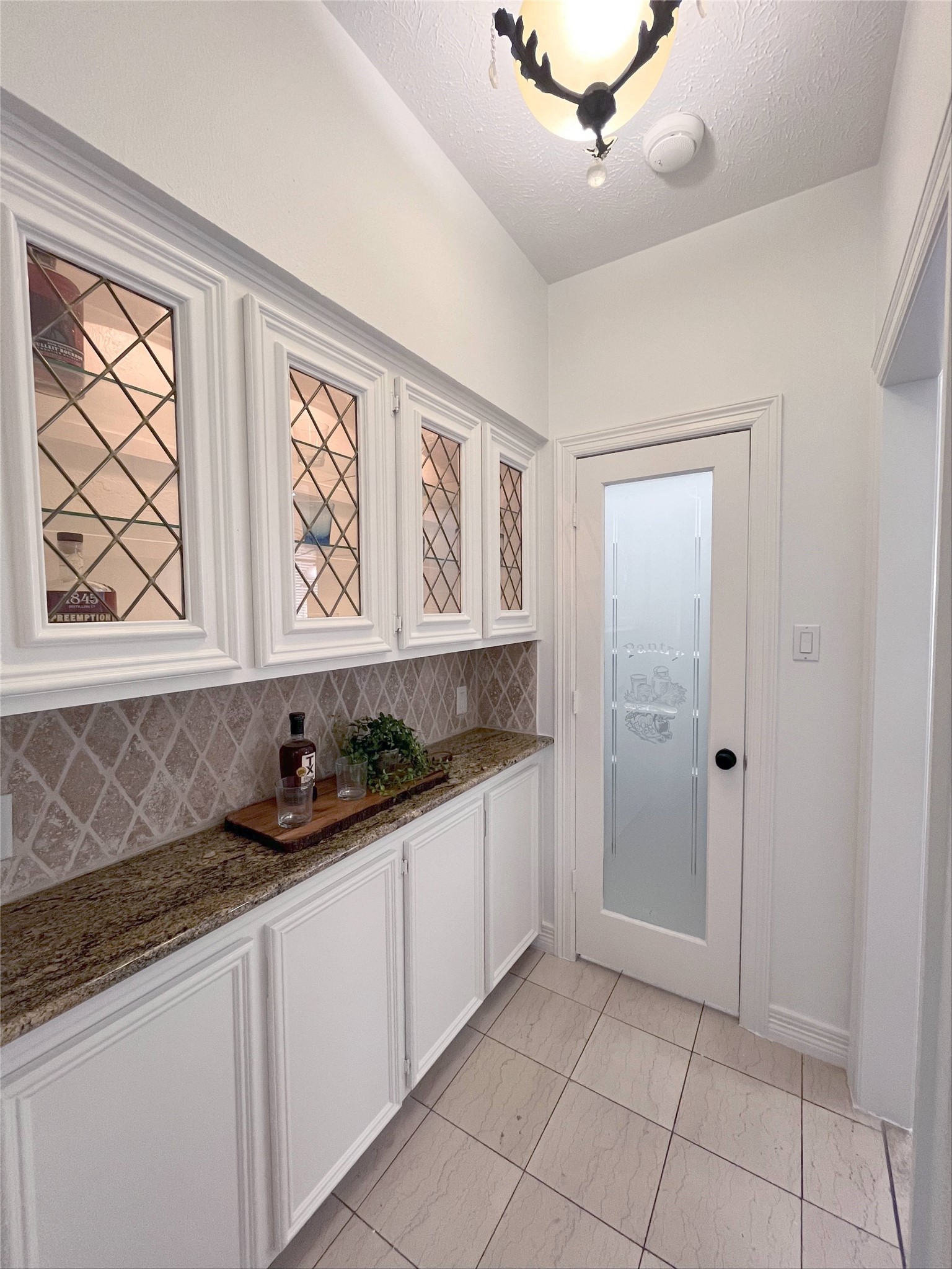 585 Oak Hill Drive Southlake TX 76092