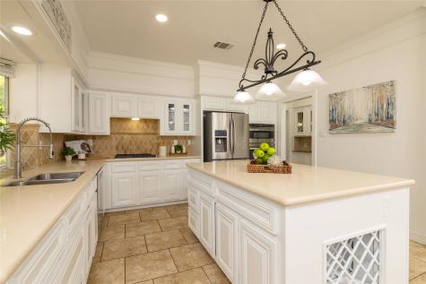 585 Oak Hill Drive Southlake TX 76092